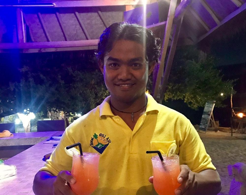 Oyo 2861 Hotel Gili Air & Restaurant Esterno foto